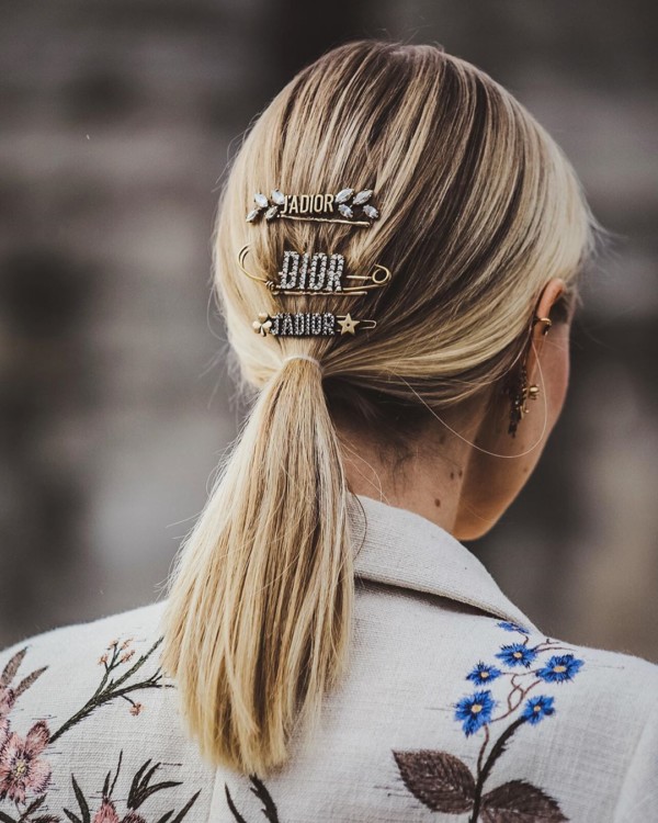 Dior hair accessories - Leonie Hanne