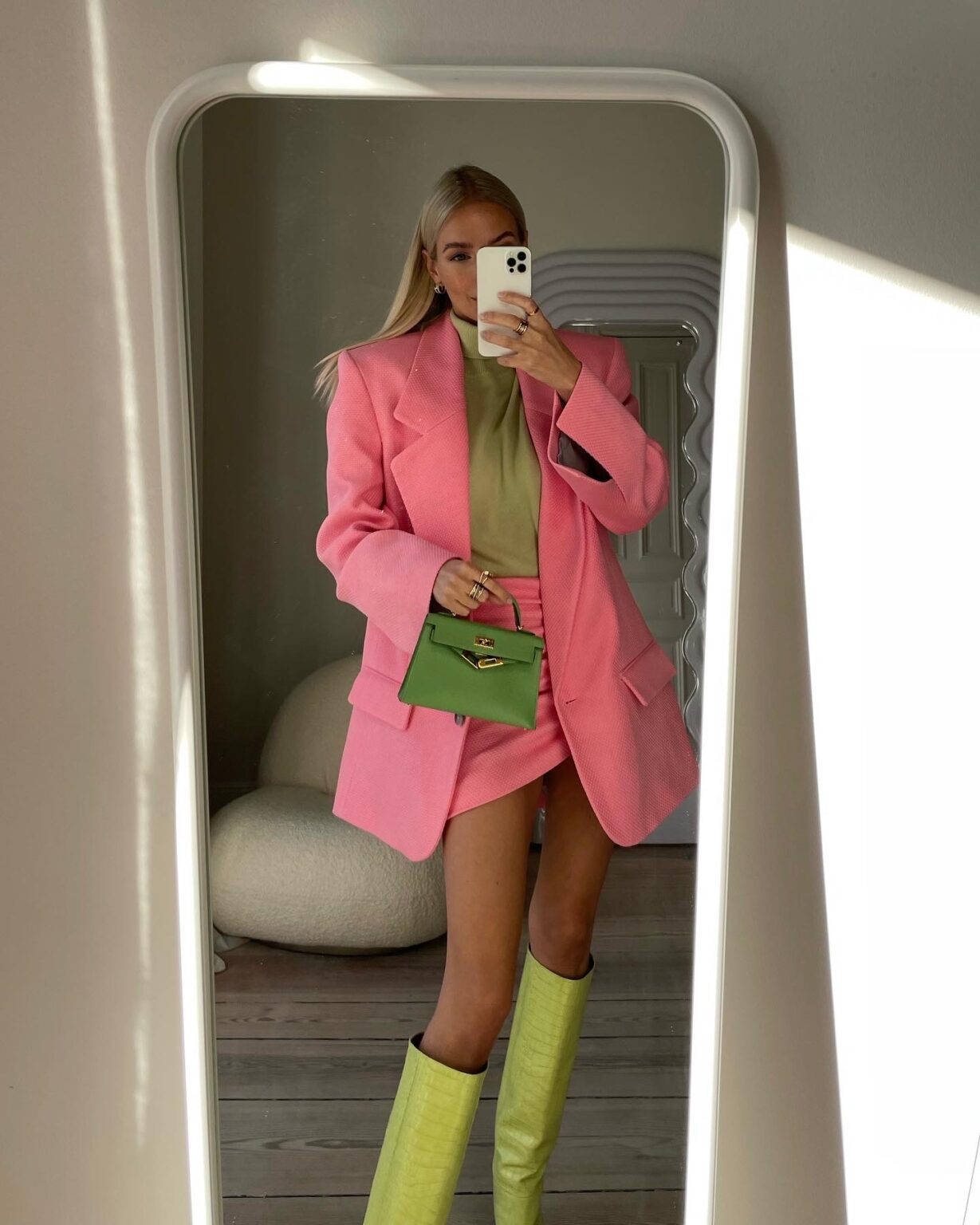Style Diary: PINK X LIME - Leonie Hanne
